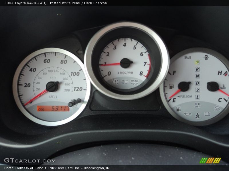 Frosted White Pearl / Dark Charcoal 2004 Toyota RAV4 4WD