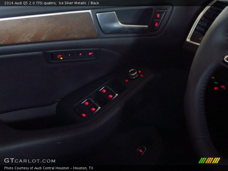 Ice Silver Metallic / Black 2014 Audi Q5 2.0 TFSI quattro