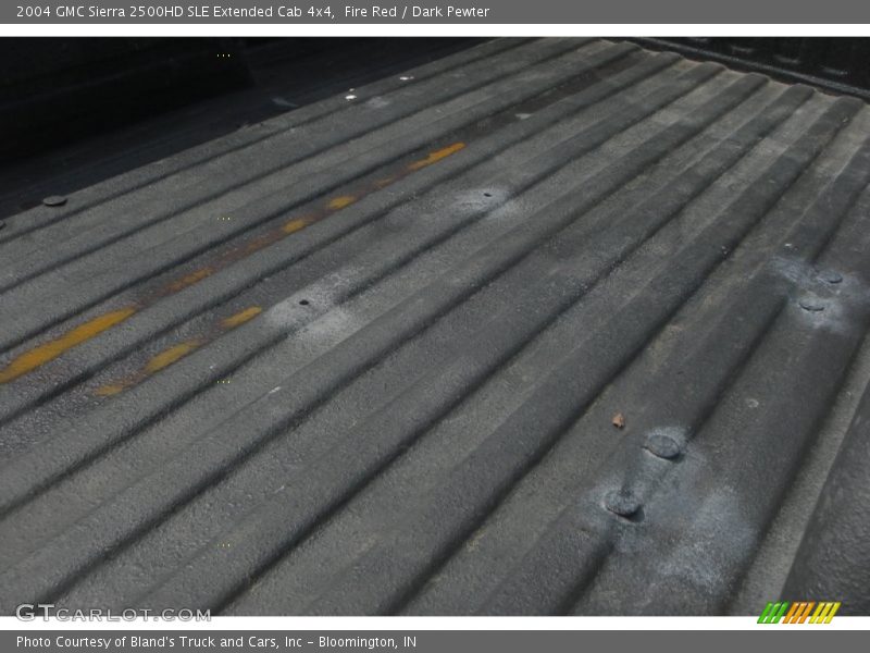 Fire Red / Dark Pewter 2004 GMC Sierra 2500HD SLE Extended Cab 4x4