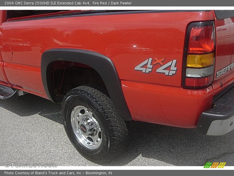 Fire Red / Dark Pewter 2004 GMC Sierra 2500HD SLE Extended Cab 4x4