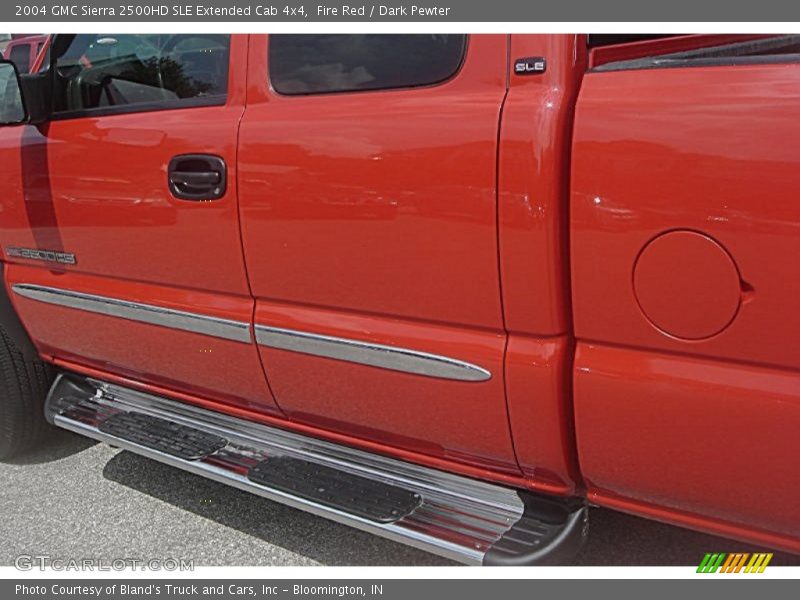 Fire Red / Dark Pewter 2004 GMC Sierra 2500HD SLE Extended Cab 4x4
