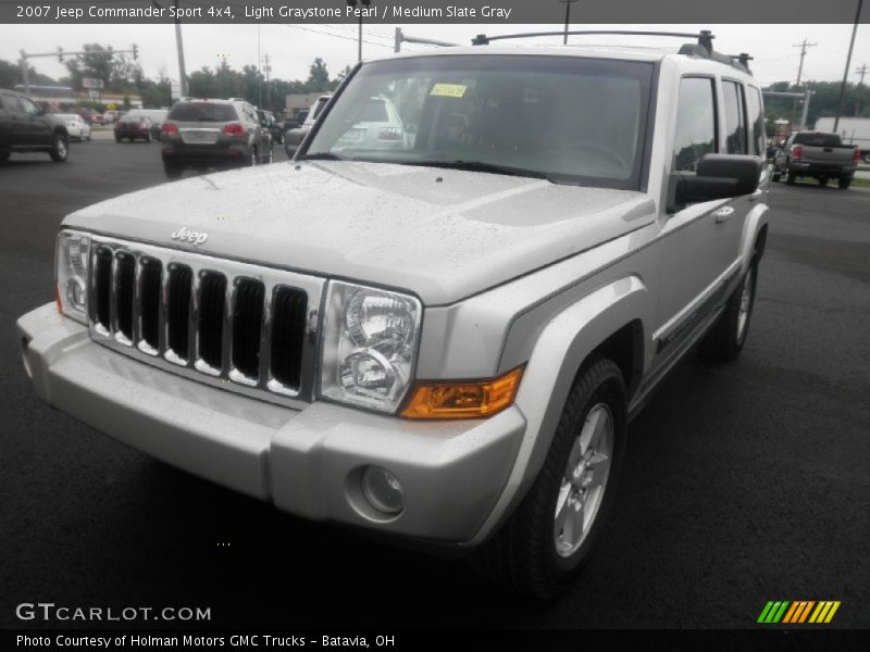 Light Graystone Pearl / Medium Slate Gray 2007 Jeep Commander Sport 4x4
