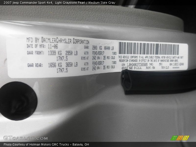 Light Graystone Pearl / Medium Slate Gray 2007 Jeep Commander Sport 4x4