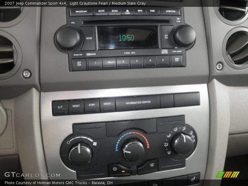 Light Graystone Pearl / Medium Slate Gray 2007 Jeep Commander Sport 4x4