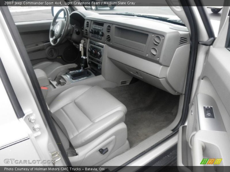 Light Graystone Pearl / Medium Slate Gray 2007 Jeep Commander Sport 4x4