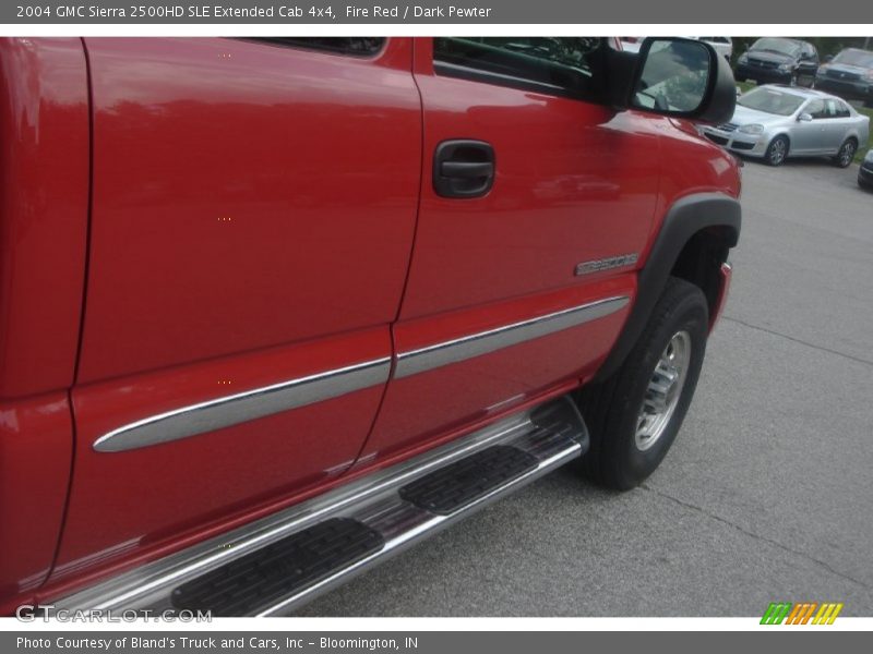 Fire Red / Dark Pewter 2004 GMC Sierra 2500HD SLE Extended Cab 4x4