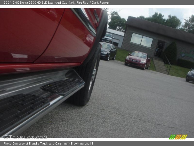 Fire Red / Dark Pewter 2004 GMC Sierra 2500HD SLE Extended Cab 4x4