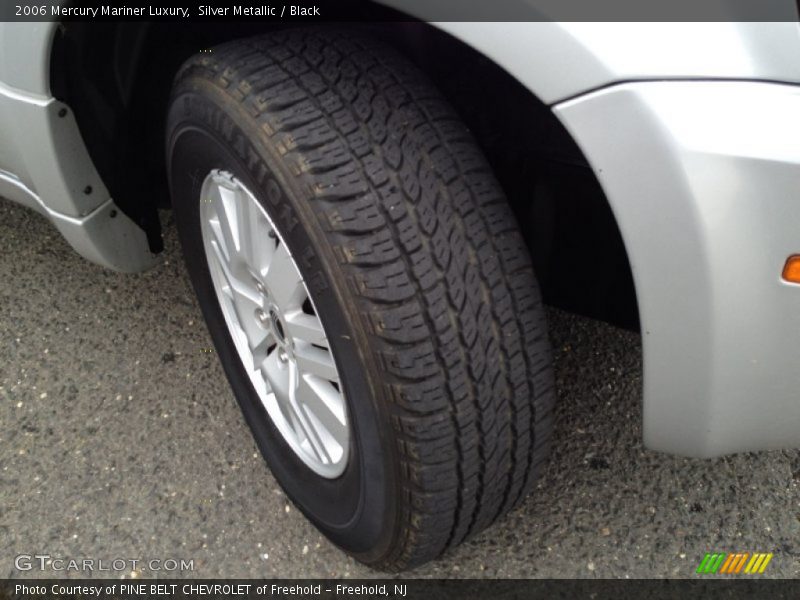 Silver Metallic / Black 2006 Mercury Mariner Luxury