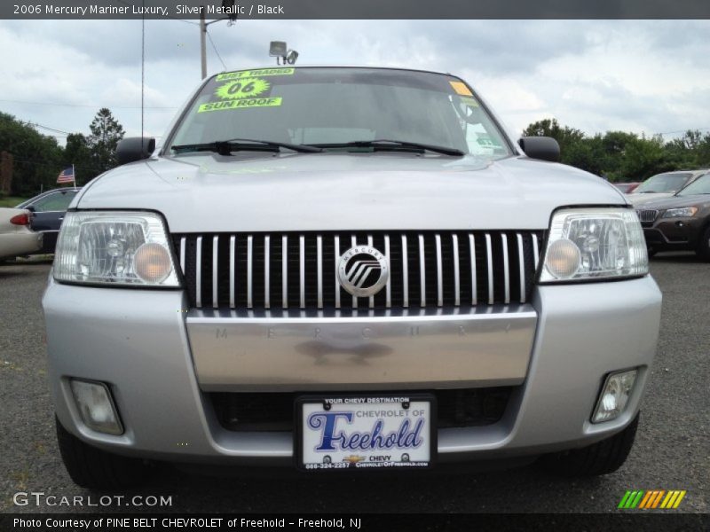 Silver Metallic / Black 2006 Mercury Mariner Luxury