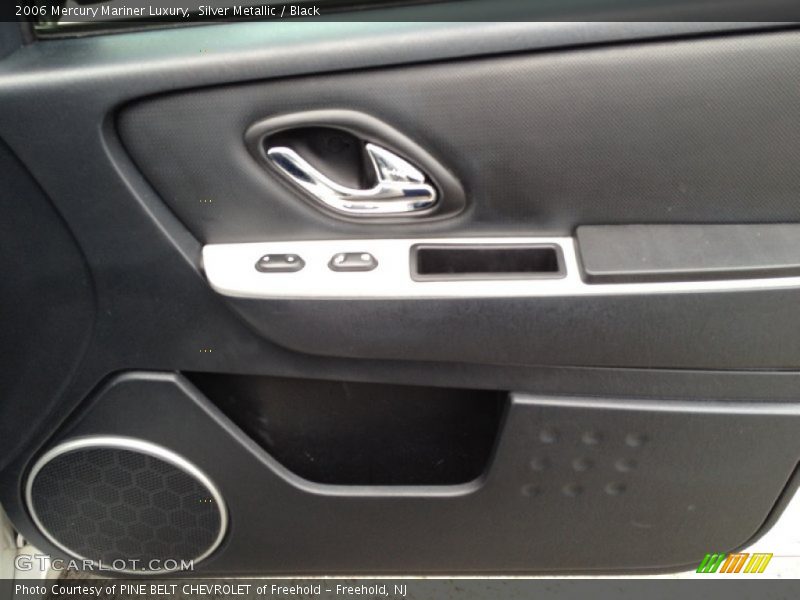 Silver Metallic / Black 2006 Mercury Mariner Luxury