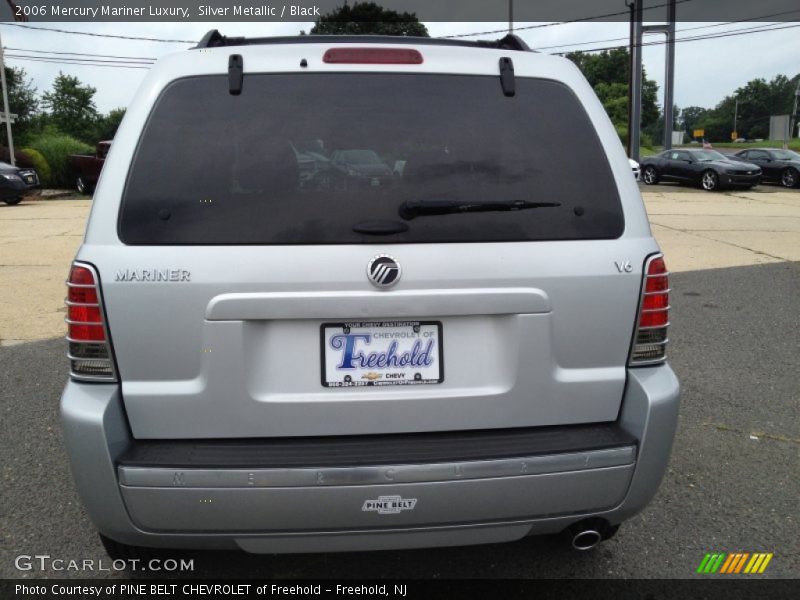 Silver Metallic / Black 2006 Mercury Mariner Luxury