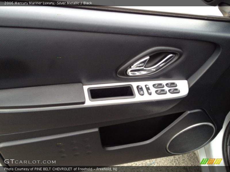 Silver Metallic / Black 2006 Mercury Mariner Luxury