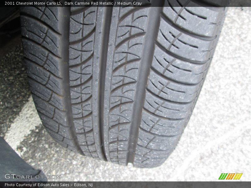 Dark Carmine Red Metallic / Medium Gray 2001 Chevrolet Monte Carlo LS