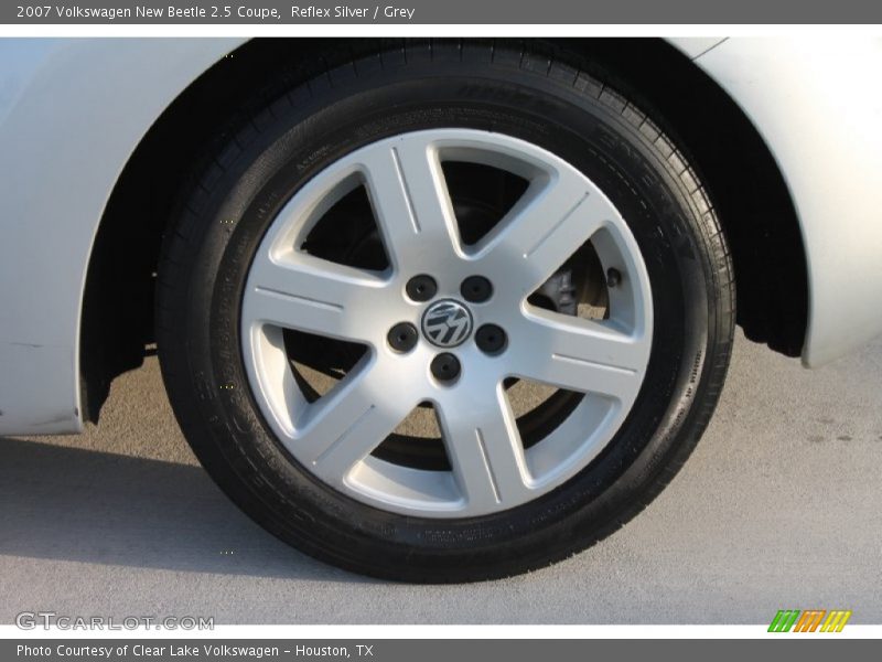 Reflex Silver / Grey 2007 Volkswagen New Beetle 2.5 Coupe