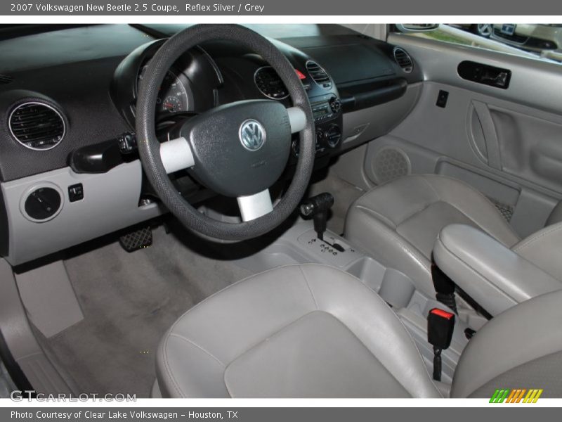 Reflex Silver / Grey 2007 Volkswagen New Beetle 2.5 Coupe