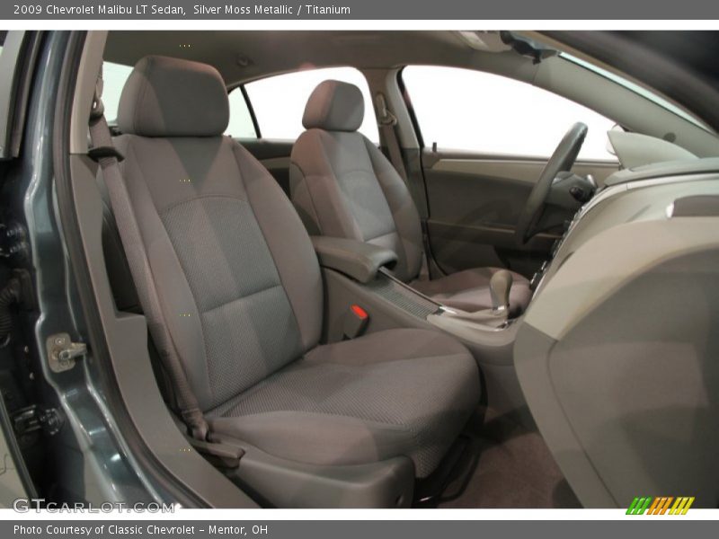Front Seat of 2009 Malibu LT Sedan