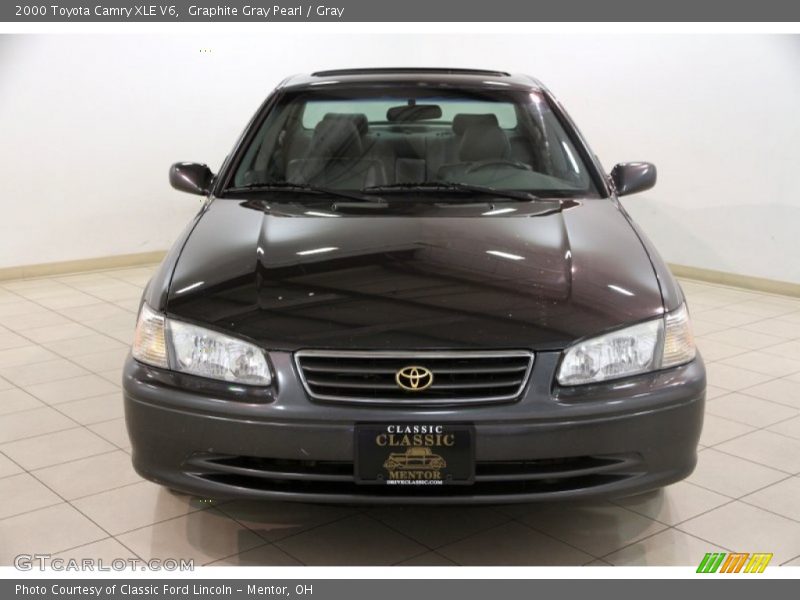 Graphite Gray Pearl / Gray 2000 Toyota Camry XLE V6