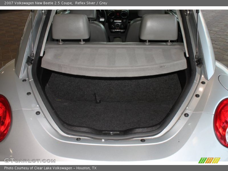 Reflex Silver / Grey 2007 Volkswagen New Beetle 2.5 Coupe