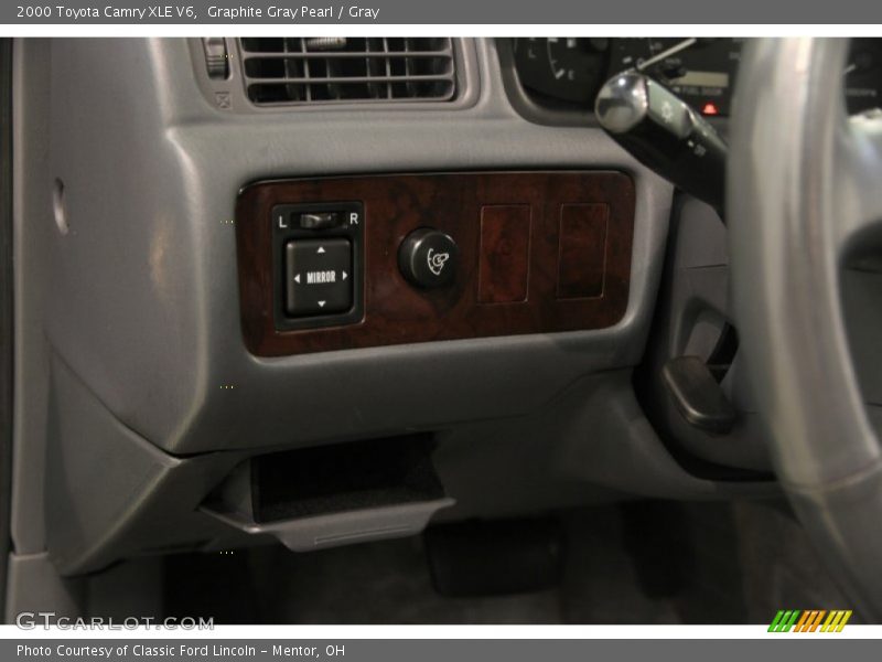 Graphite Gray Pearl / Gray 2000 Toyota Camry XLE V6