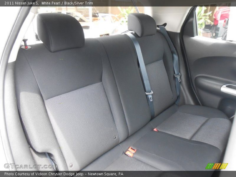 White Pearl / Black/Silver Trim 2011 Nissan Juke S