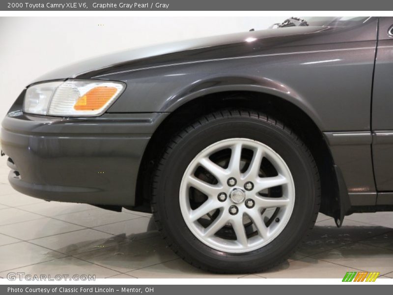 Graphite Gray Pearl / Gray 2000 Toyota Camry XLE V6