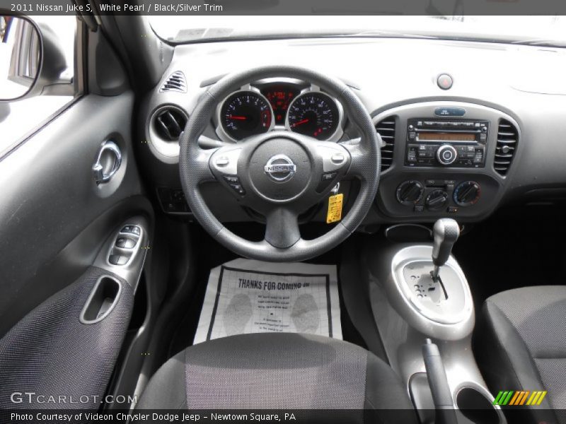White Pearl / Black/Silver Trim 2011 Nissan Juke S