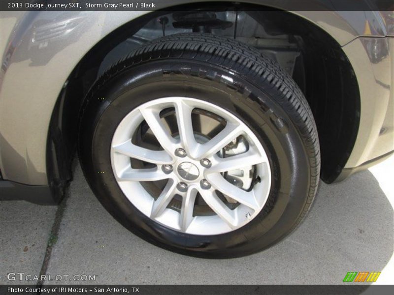 Storm Gray Pearl / Black 2013 Dodge Journey SXT