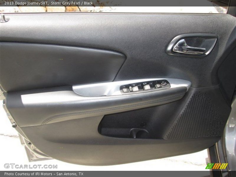 Storm Gray Pearl / Black 2013 Dodge Journey SXT