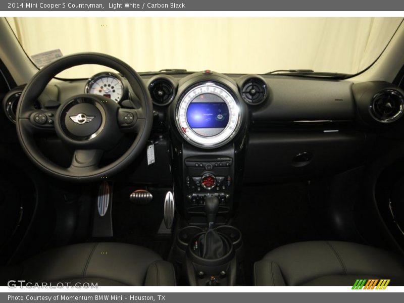 Dashboard of 2014 Cooper S Countryman