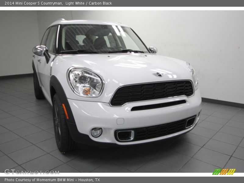 Light White / Carbon Black 2014 Mini Cooper S Countryman