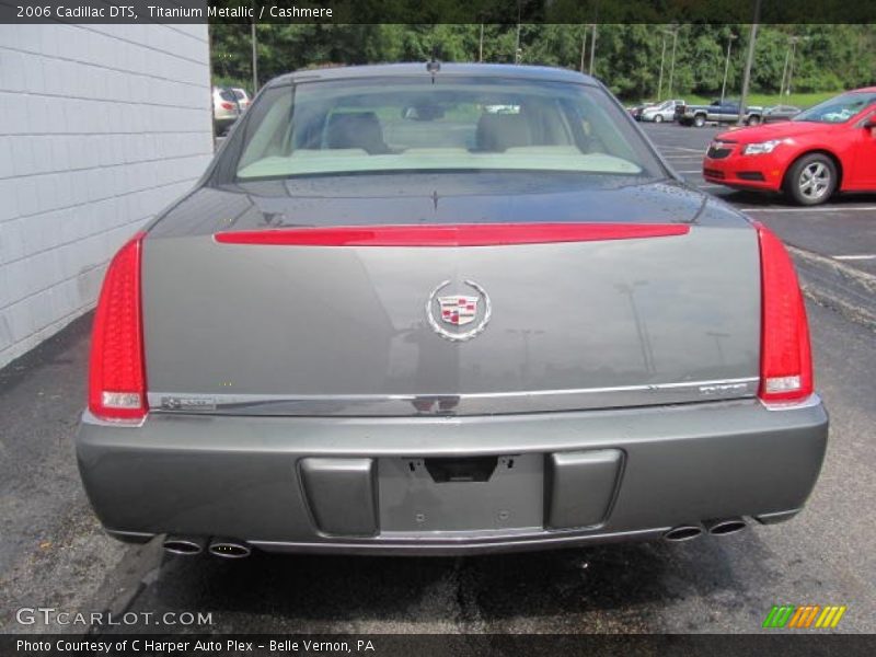 Titanium Metallic / Cashmere 2006 Cadillac DTS