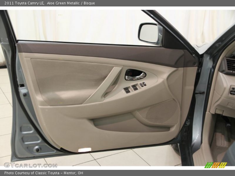 Aloe Green Metallic / Bisque 2011 Toyota Camry LE