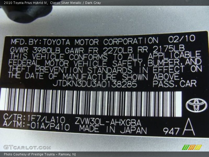 Classic Silver Metallic / Dark Gray 2010 Toyota Prius Hybrid IV