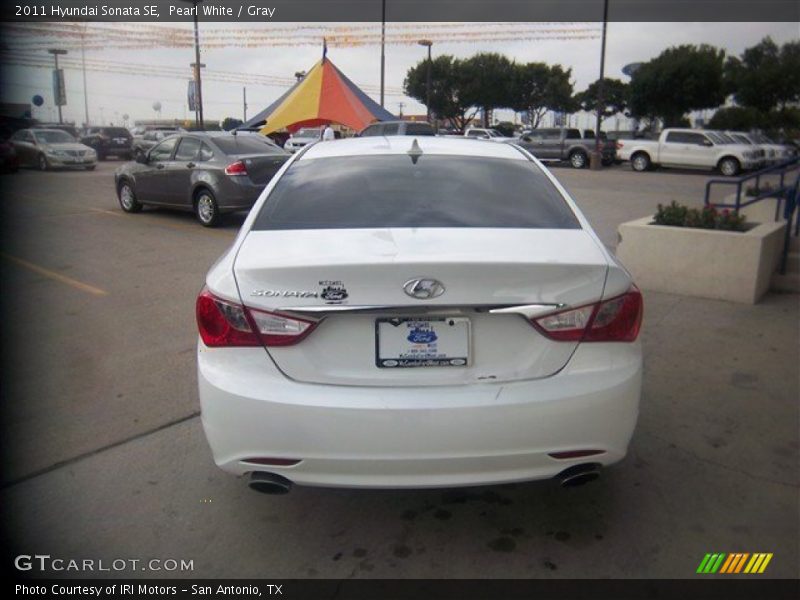 Pearl White / Gray 2011 Hyundai Sonata SE