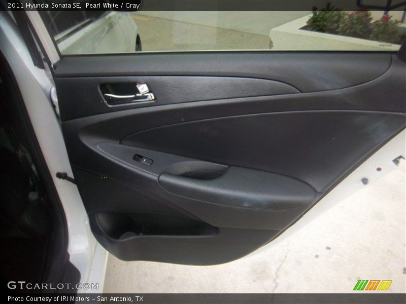 Pearl White / Gray 2011 Hyundai Sonata SE