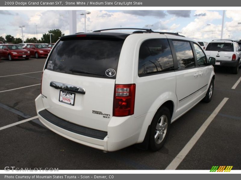 Stone White / Medium Slate Gray/Light Shale 2009 Dodge Grand Caravan SXT