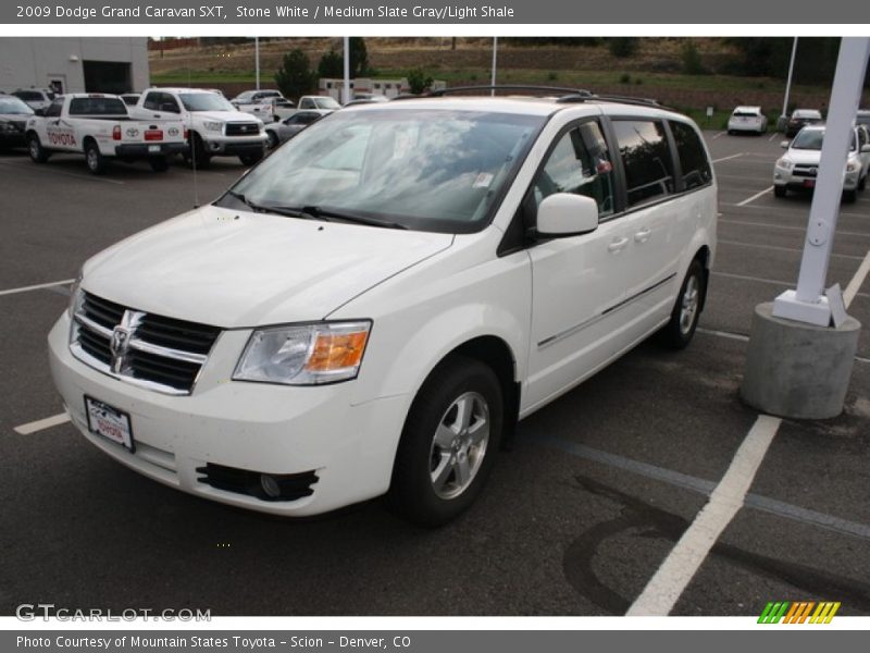 Stone White / Medium Slate Gray/Light Shale 2009 Dodge Grand Caravan SXT