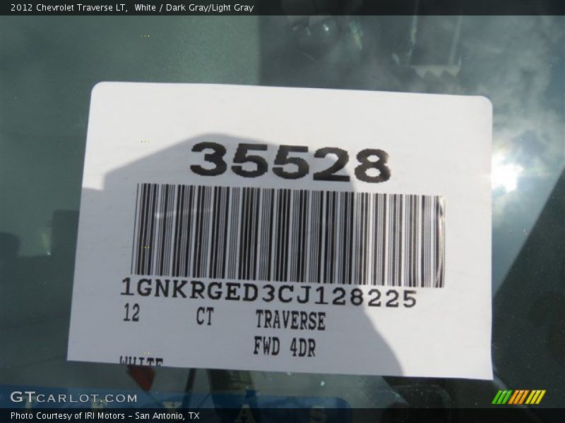 White / Dark Gray/Light Gray 2012 Chevrolet Traverse LT
