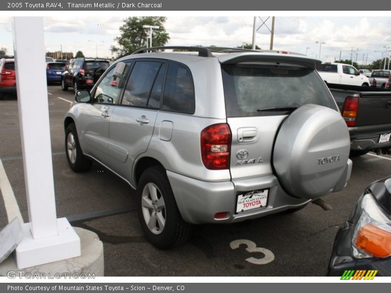 Titanium Metallic / Dark Charcoal 2005 Toyota RAV4