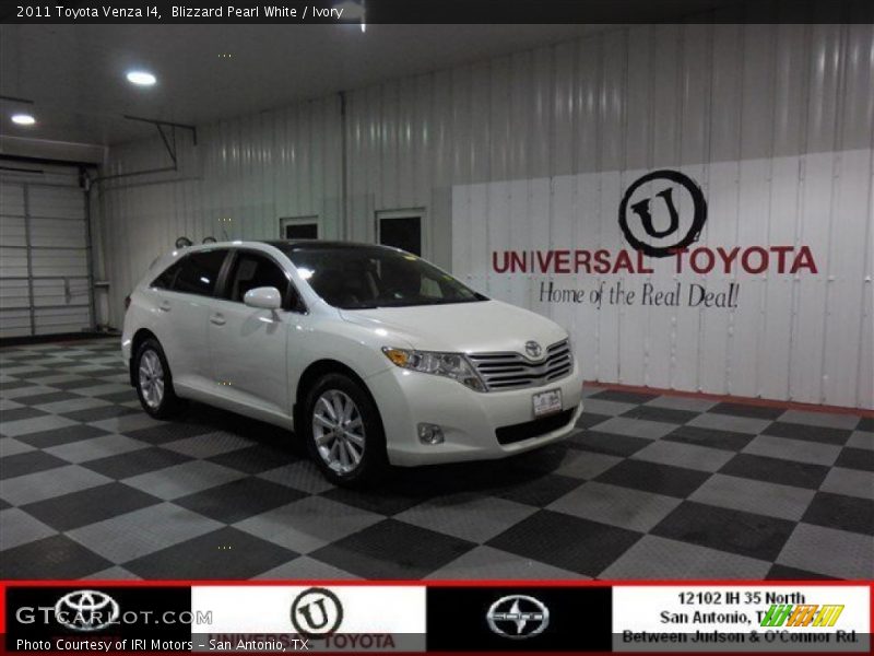 Blizzard Pearl White / Ivory 2011 Toyota Venza I4