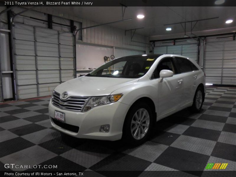 Blizzard Pearl White / Ivory 2011 Toyota Venza I4