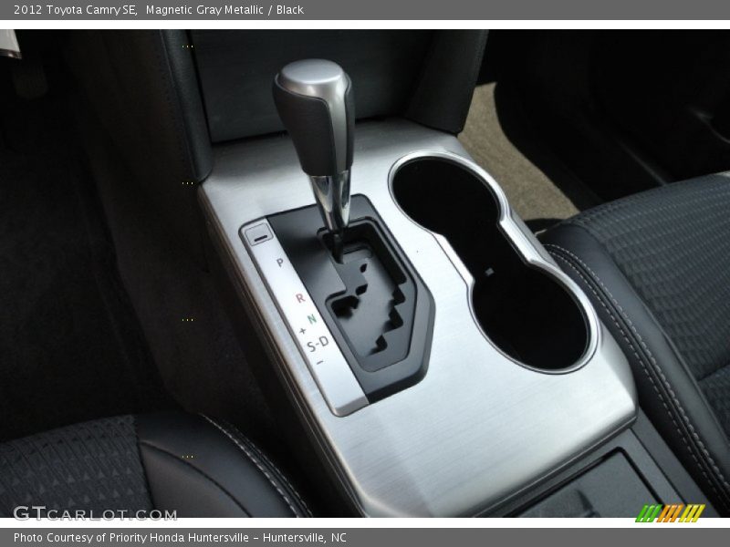 Magnetic Gray Metallic / Black 2012 Toyota Camry SE