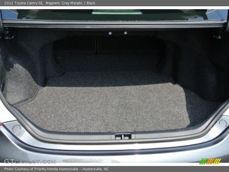 Magnetic Gray Metallic / Black 2012 Toyota Camry SE