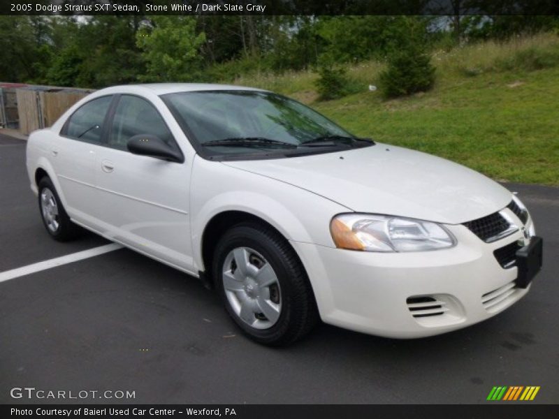 Stone White / Dark Slate Gray 2005 Dodge Stratus SXT Sedan