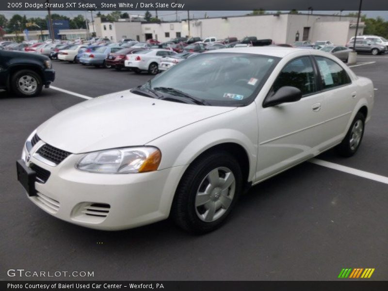 Stone White / Dark Slate Gray 2005 Dodge Stratus SXT Sedan