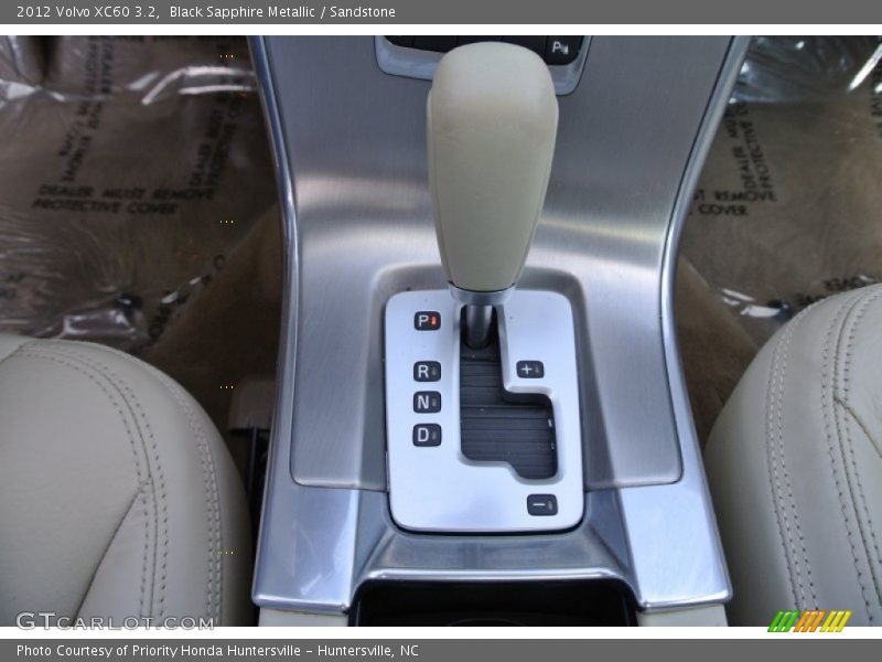 Black Sapphire Metallic / Sandstone 2012 Volvo XC60 3.2