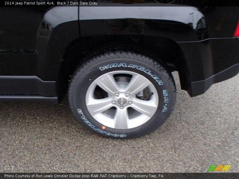 Black / Dark Slate Gray 2014 Jeep Patriot Sport 4x4