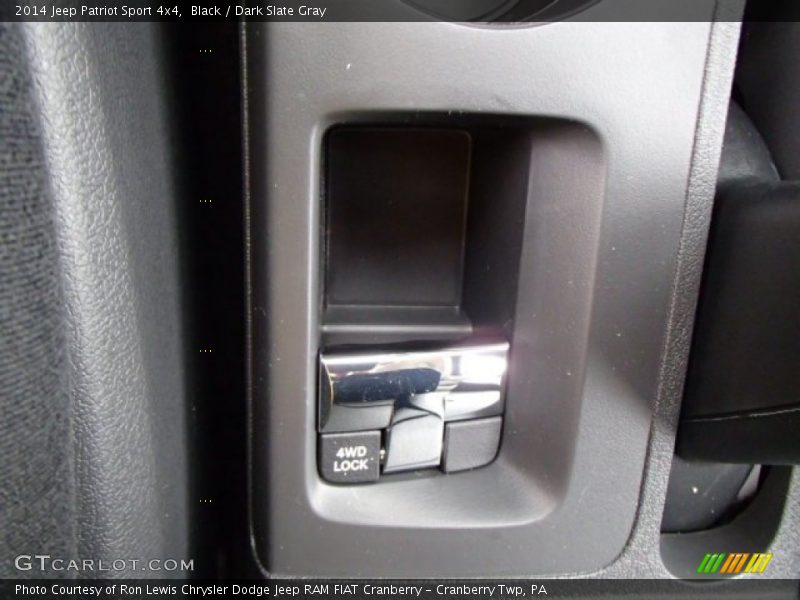 Black / Dark Slate Gray 2014 Jeep Patriot Sport 4x4