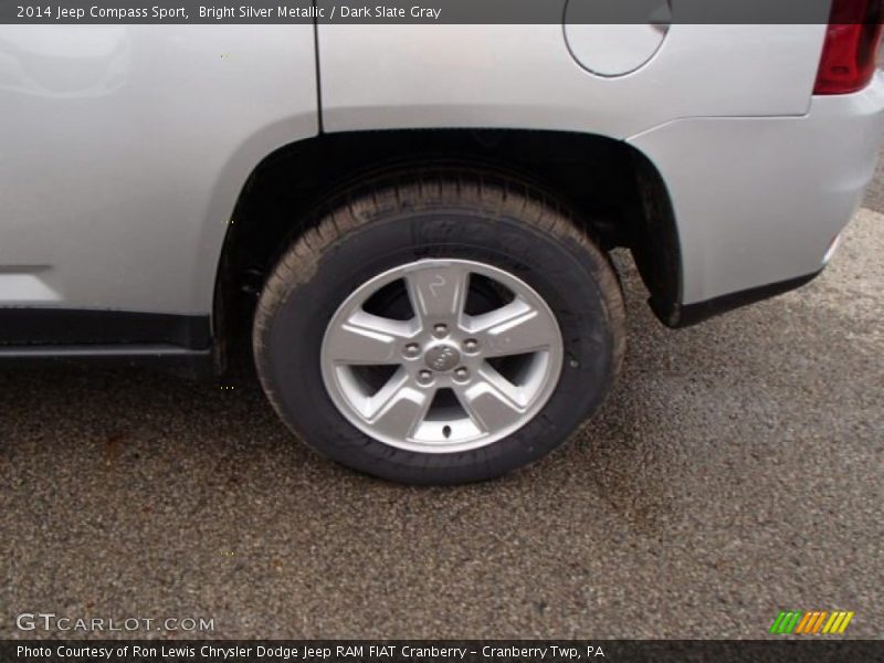 Bright Silver Metallic / Dark Slate Gray 2014 Jeep Compass Sport