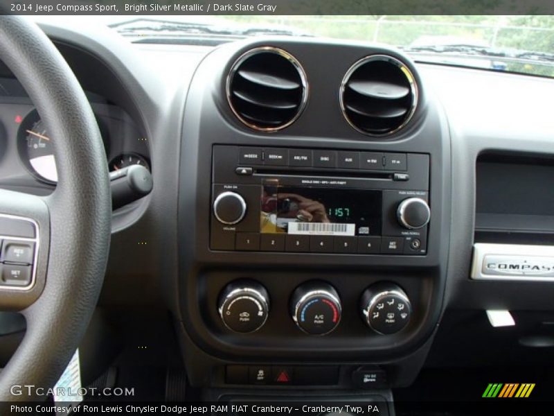 Bright Silver Metallic / Dark Slate Gray 2014 Jeep Compass Sport